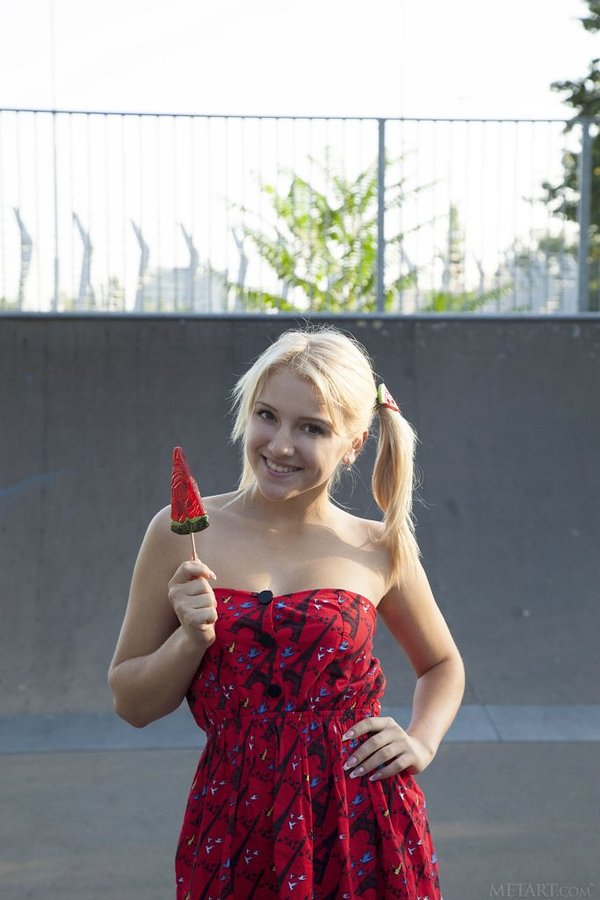 Проститутка Лариса